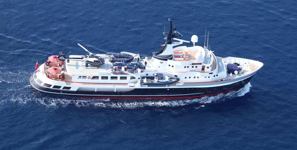 History making yacht | ITASCA available to view near FLIBS