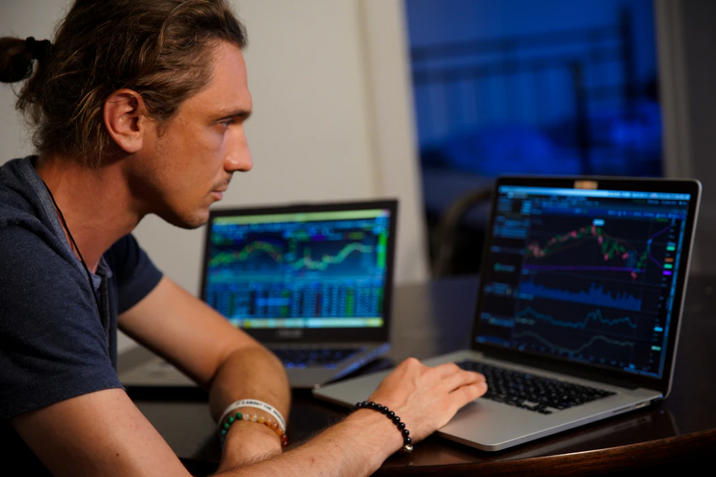 How Technologies Influences The Stock Trading Market