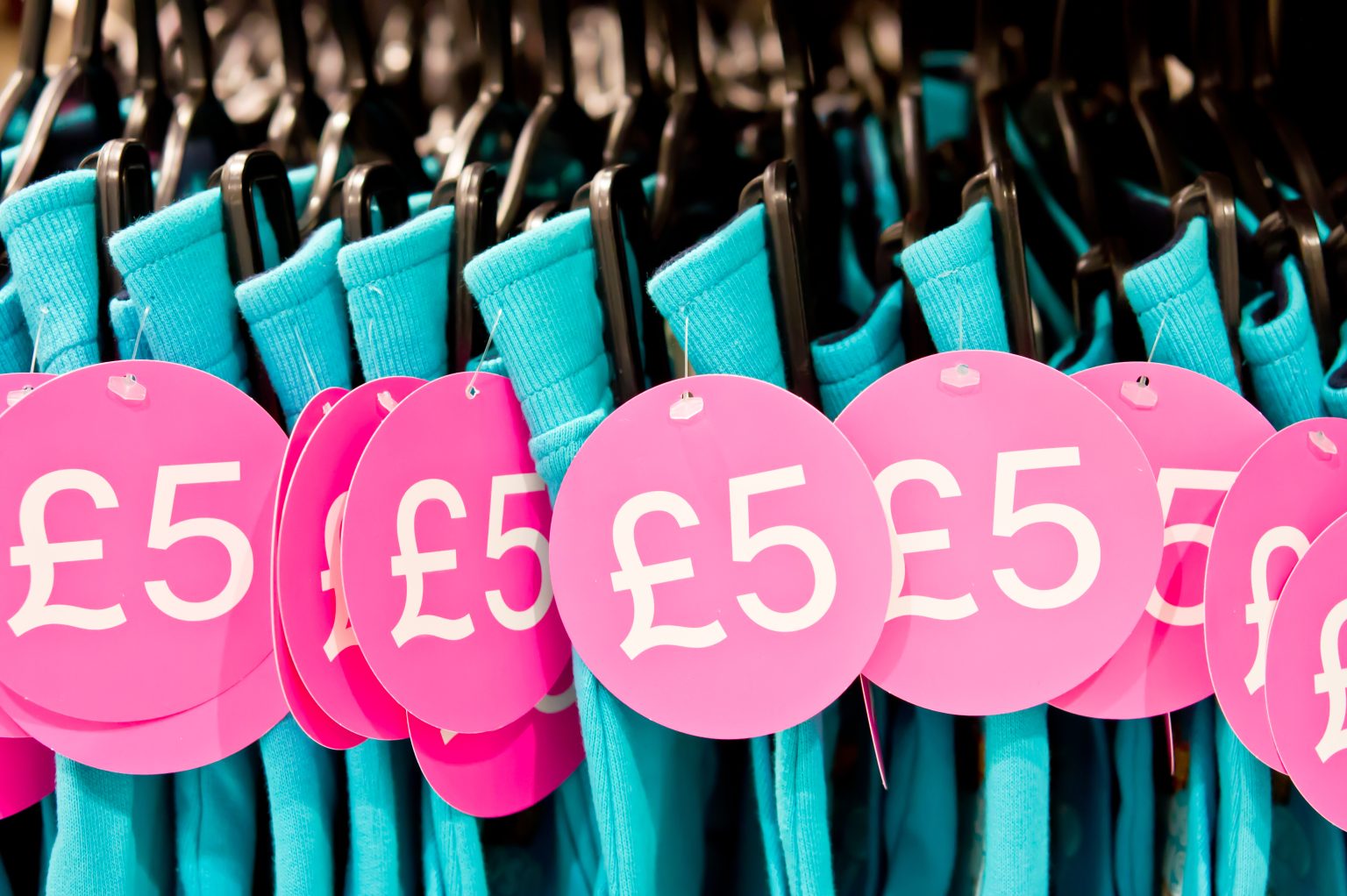 UK GDP ‘bounced back’ in November Food price inflation continues to fall