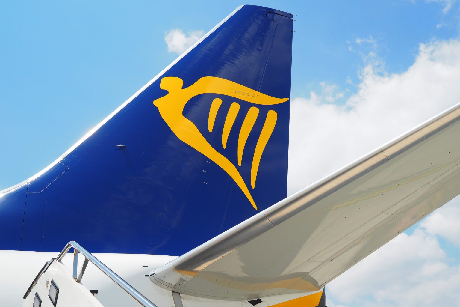 Ryanair sets new monthly passenger record