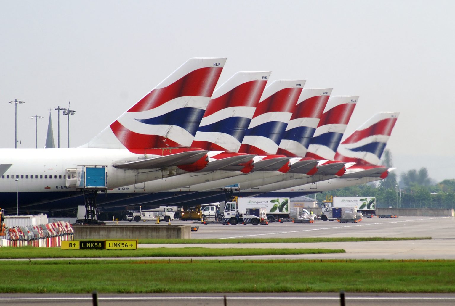 British Airways owner sees record summer profit