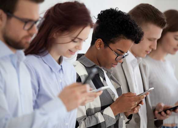 Increase in Social Media Use Raises Mental Health Concerns