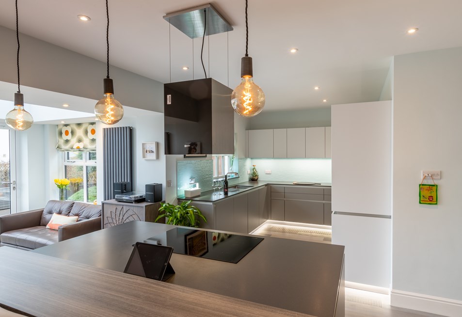 Lakeland’s Financial Struggles in a Complex Economic Landscape