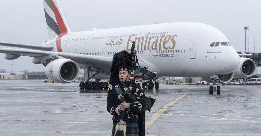 Emirates Marks Two Decades of Glasgow Flights with Celebrations