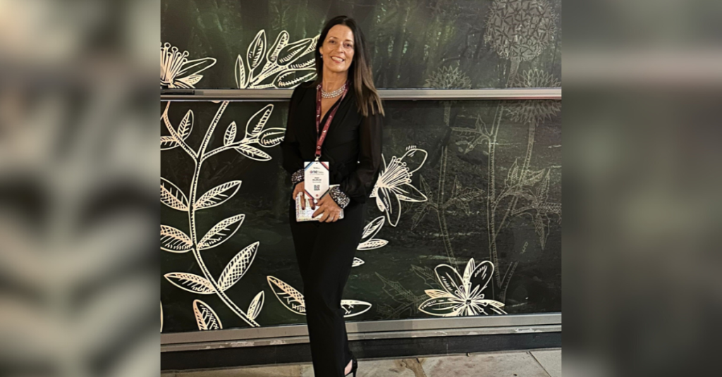 Agent Arranges Bride and Groom Trip on Wedding Day