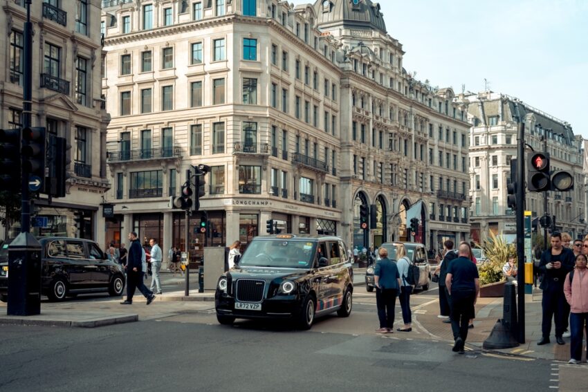 Retail Leaders Call for Action on UK Tourist Tax Disadvantage