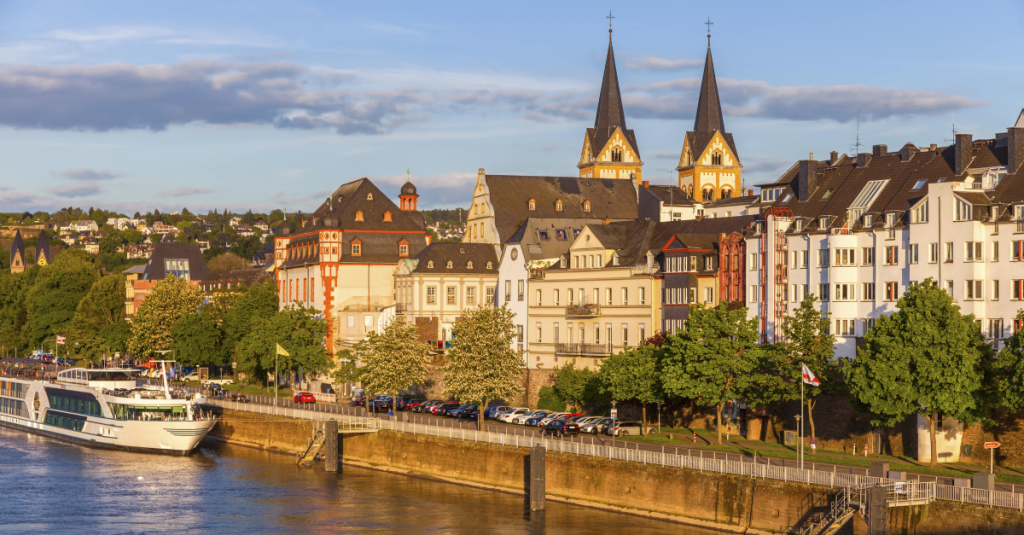 Riviera Travel Expands Solo Cruise Offerings for 2024-25