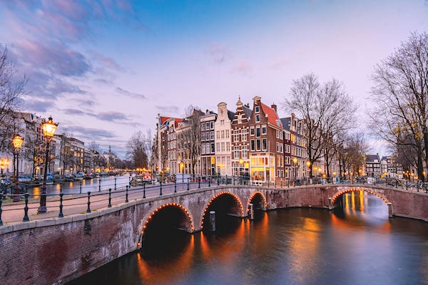 Travel Survey Reveals City Break Cost Trends