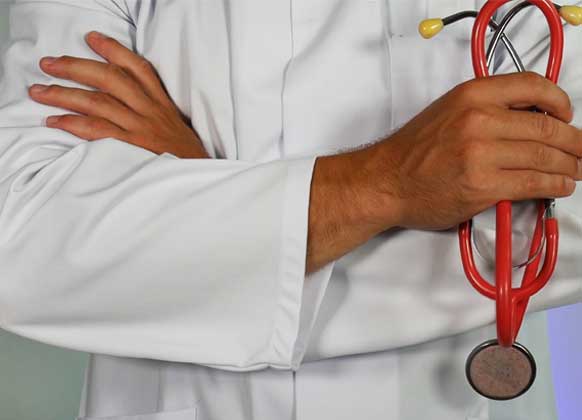 GP’s Essential Advice for EpiPen Users in Warm Weather