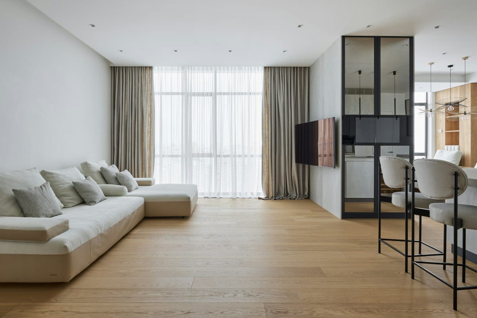 Solid and Engineered Wood Flooring: Key Differences Explained