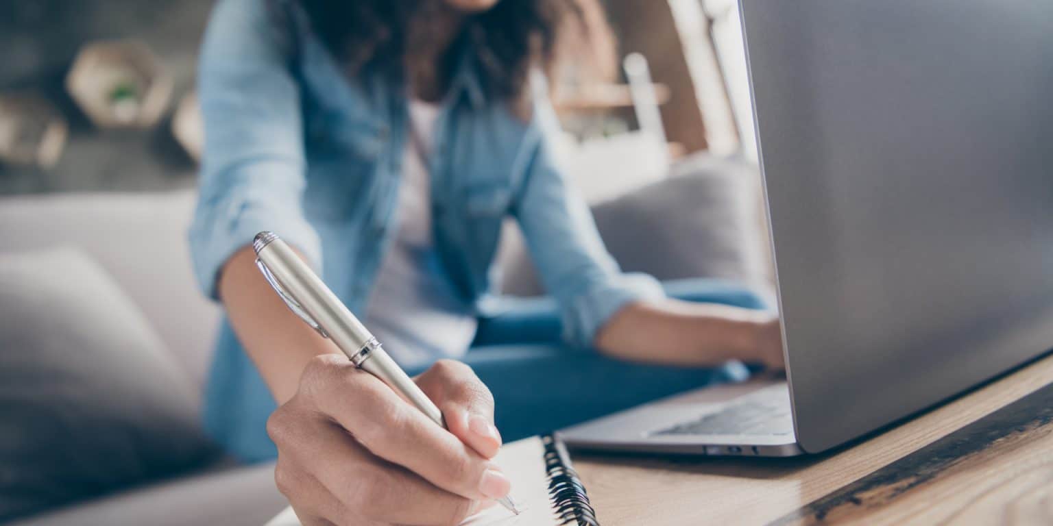 Top Dilemmas of Renewing Your Licence as an Insurance Agent Renewing Your Licence as an Insurance Agent