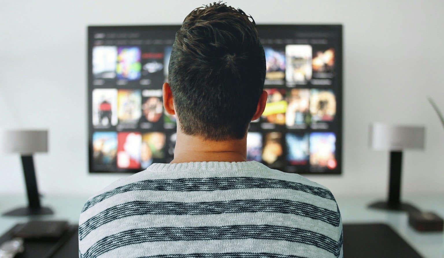 The Growing Market of Digital Entertainment: Key Trends and Reviews