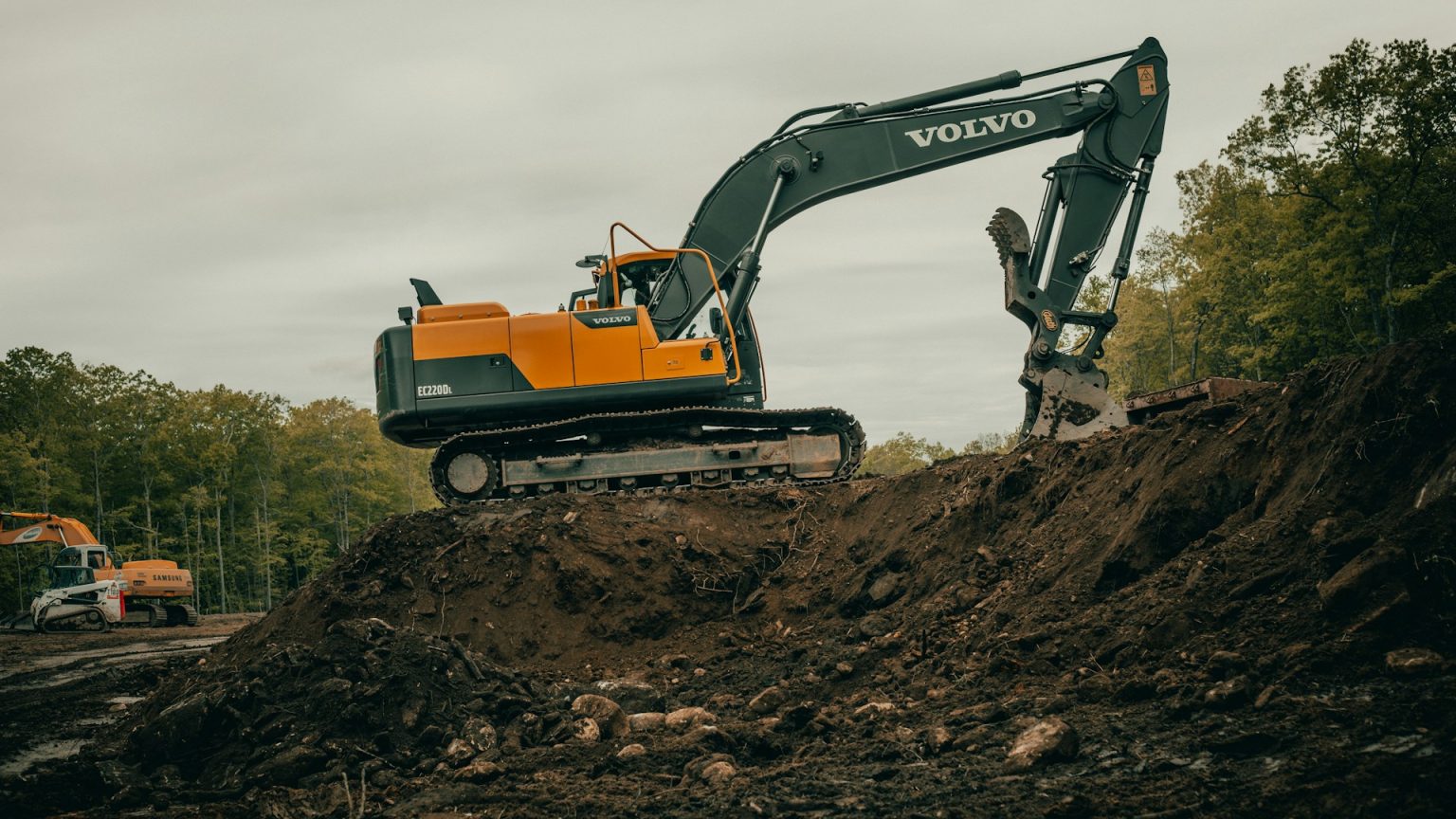 The Financial Edge of Exploring Excavator Rental Options Excavator Rental
