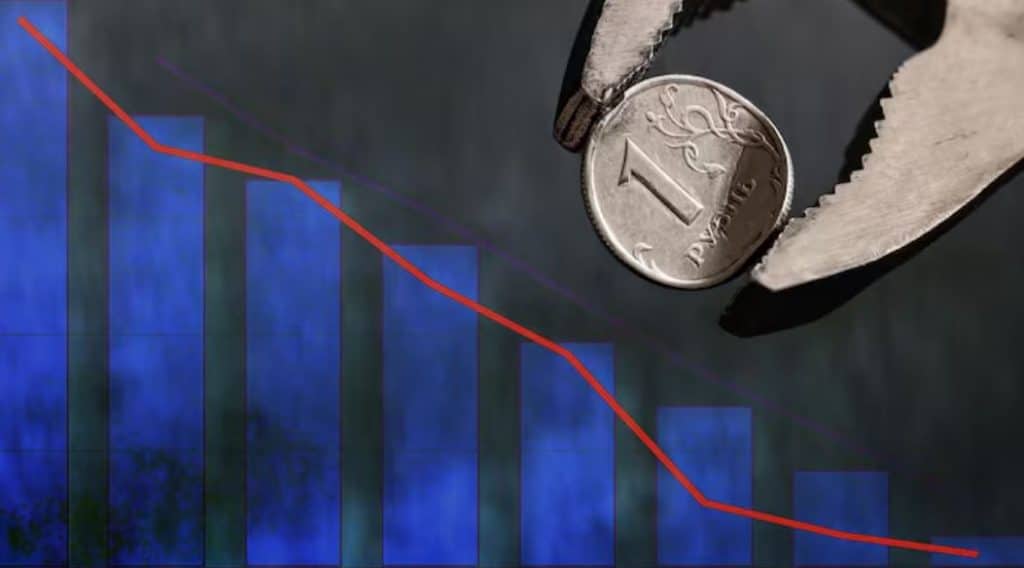 The Fed's Biggest Dilemma Since Volcker - Fight Inflation or Prevent a Recession — Possibly at the Same Time
