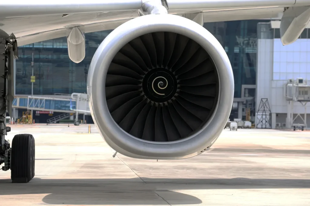 Rolls-Royce Share Price Pulls Back From Near-Record Highs as Valuation Debate Deepens Rolls-Royce share price