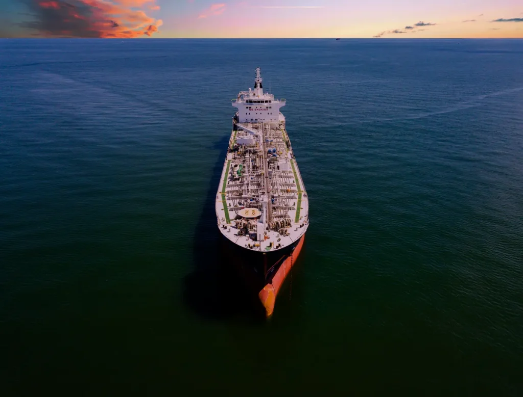 Brent Crude Oil Drop Lifts FTSE as Trump Tariff Blitz Targets 60 Nations Brent crude oil drop