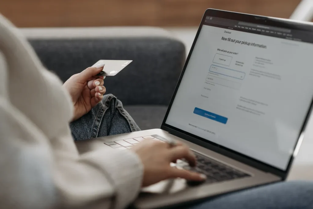 Klarna Revenue Target Cut on European Weakness as Q2 Profit Holds Klarna revenue target cut