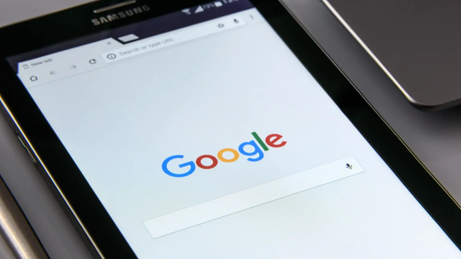 What Is an Antidetect Browser? Digital security concept showing antidetect browser technology and online privacy protection mechanisms